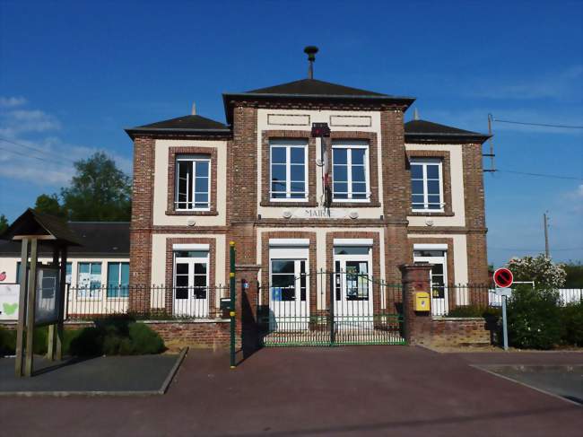 La mairie - Combon (27170) - Eure
