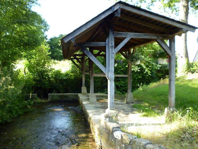 Lavoir - Freneuse-sur-Risle (27290) - Eure