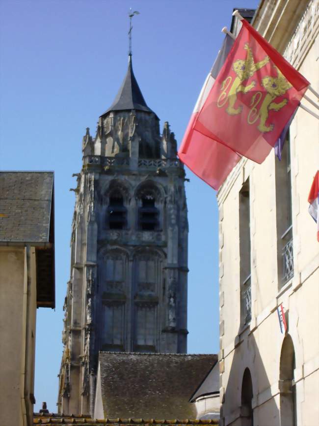 Mairie et église Saint-Germain de Rugles - Rugles (27250) - Eure