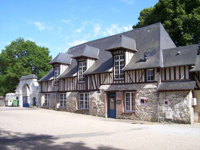 Ancien prieuré - Saint-Philbert-sur-Risle (27290) - Eure