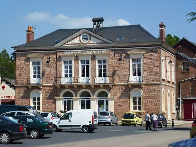 La mairie et le tribunal de Paix - Thiberville (27230) - Eure