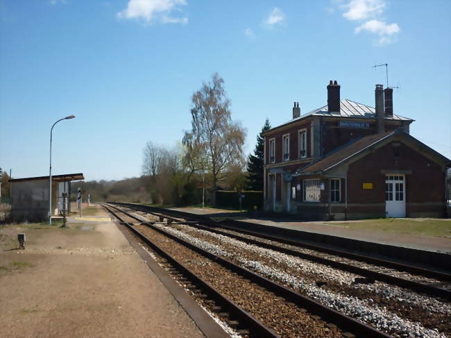 La gare de Bourgtheroulde - Thuit-Hébert - Thuit-Hébert (27520) - Eure