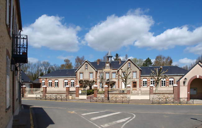 La mairie - Aunay-sous-Auneau (28700) - Eure-et-Loir