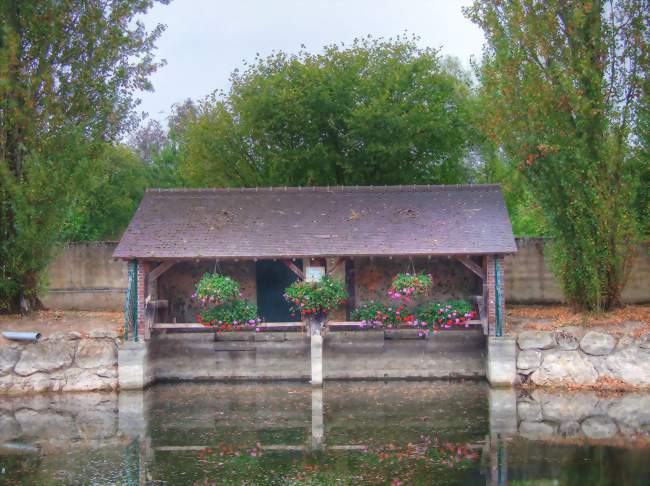 Lavoir à Baliveau-L'Evêq - Crédits: upuaut/Panoramio/CC by SA