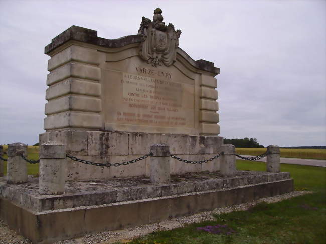 Monument aux défenseurs de Varize-Civry - Civry (28200) - Eure-et-Loir