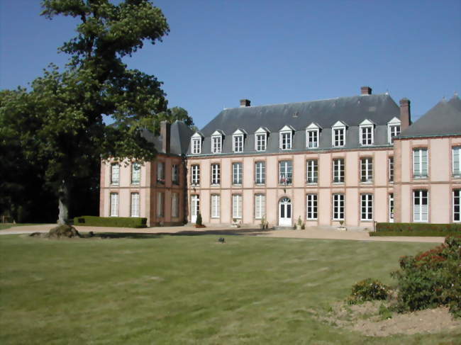 Mairie-Château -  Fontaine-la-Guyon (28190) 