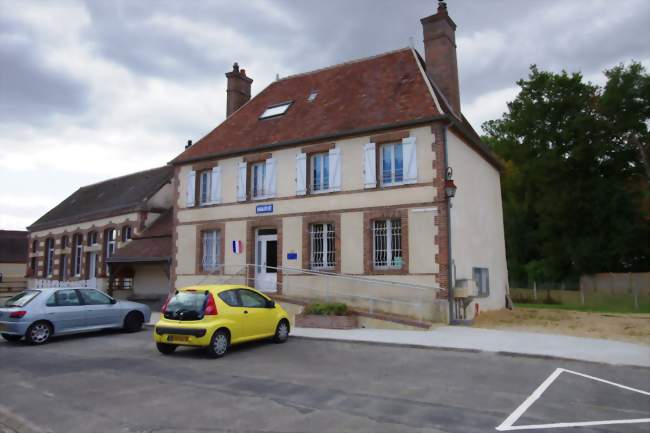 Mairie de la Framboisière - Crédits: Jean-Paul Bertin/Panoramio/CC by SA