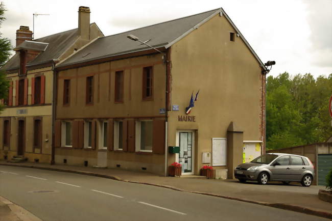 La mairie - Luigny (28480) - Eure-et-Loir