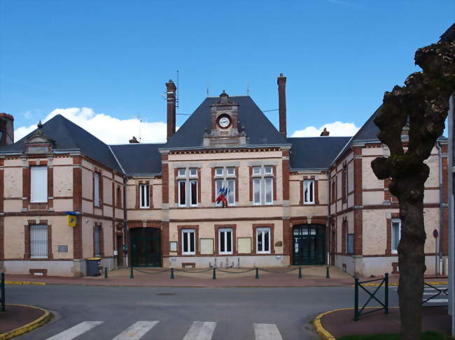 La mairie - Sainville (28700) - Eure-et-Loir