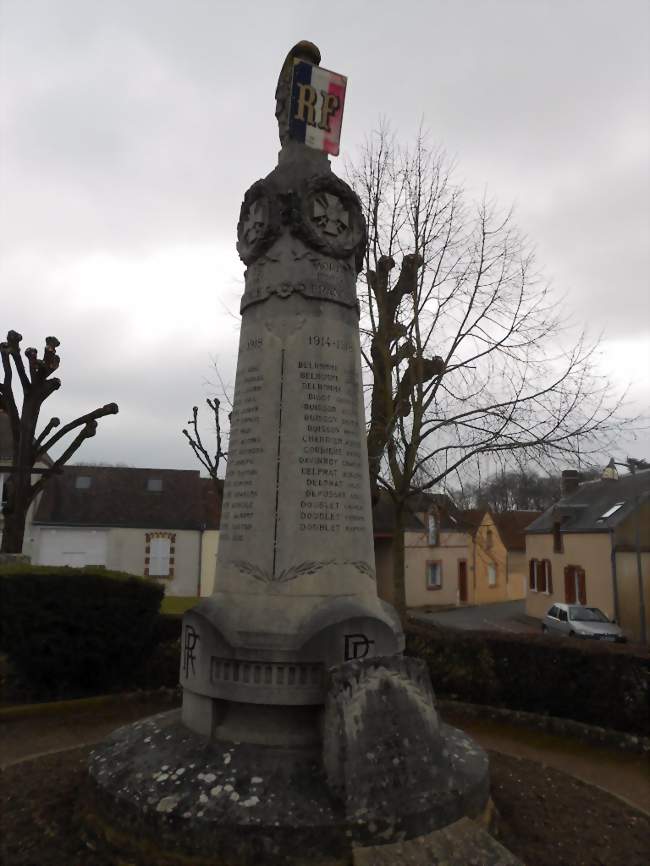 Monument de Sours - Crédits: jefrpy/Panoramio/CC by SA