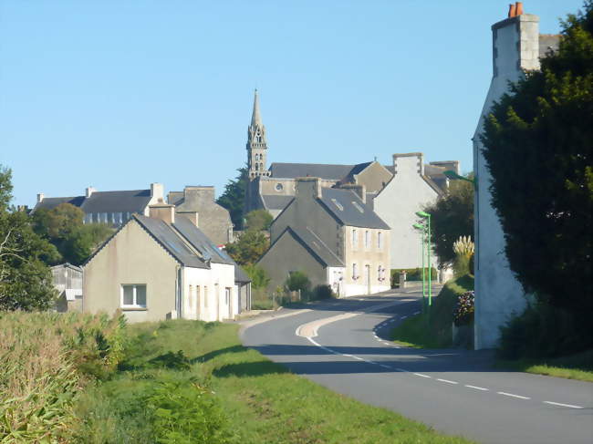 Le bourg de Botsorhel (vu du sud) - Botsorhel (29650) - Finistère