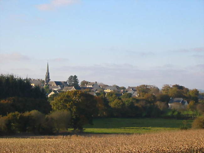 Vue du bourg - Le Cloître-Pleyben (29190) - Finistère