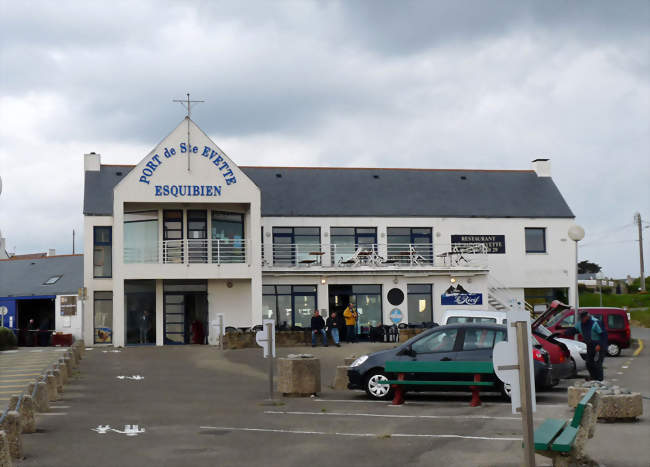 Le port de Sainte-Evette (embarcadère pour l'île de Sein) - Esquibien (29770) - Finistère