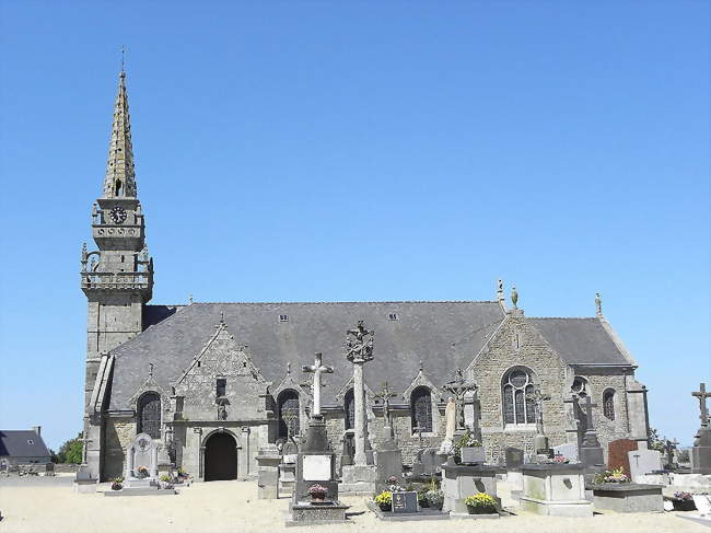 L'église paroissiale Saint-Colomban - Plougoulm (29250) - Finistère