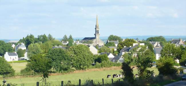 Le bourg de Plouyé - Plouyé (29690) - Finistère