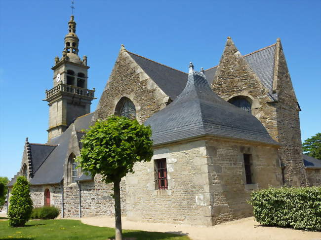 L'église paroissiale de Saint-Sauveur (Finistère) - Saint-Sauveur (29400) - Finistère