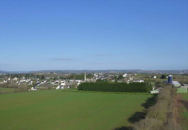 Vue du village de Saint-Ségal - Saint-Ségal (29590) - Finistère