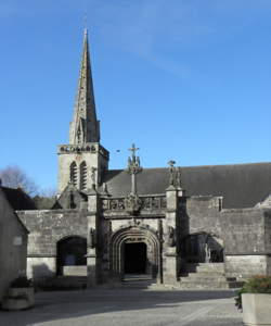 photo Visite de l'enclos paroissial de La Martyre