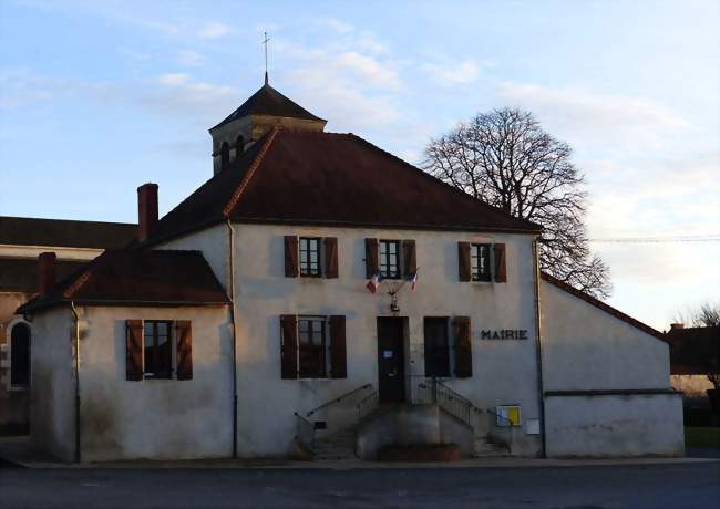 Mairie (ancien presbytère) - Saint-Bonnet-de-Rochefort (03800) - Allier