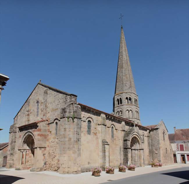 Église Saint-Martin dYgrande - Ygrande (03160) - Allier