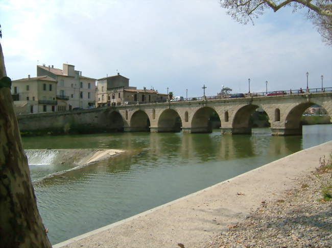 Marché hebdomadaire de Sommières