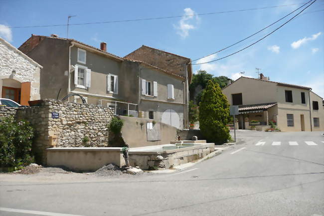 Le village de Théziers - Théziers (30390) - Gard