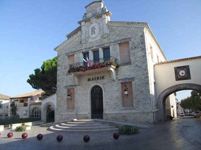 La mairie de Vergèze - Vergèze (30310) - Gard