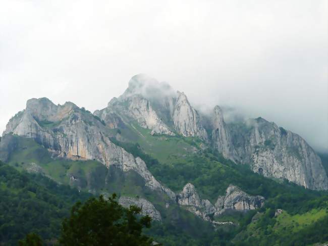 Le pic du Gar, vu du côté de Bezins-Garraux - Bezins-Garraux (31440) - Haute-Garonne