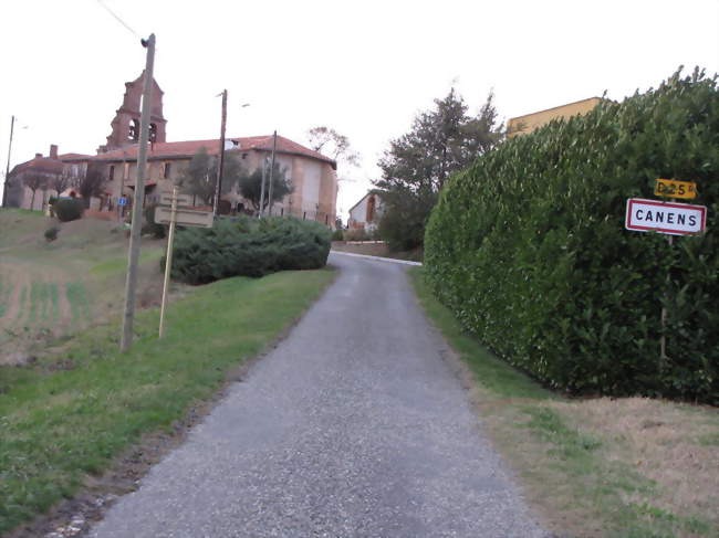 Entrée du village - Canens (31310) - Haute-Garonne