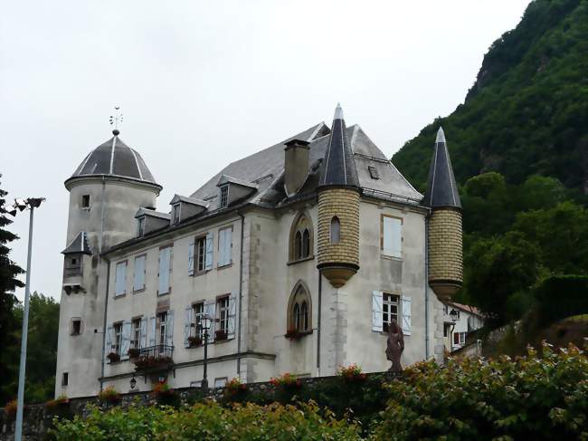 Le château de Cierp, actuelle mairie de Cierp-Gaud - Cierp-Gaud (31440) - Haute-Garonne