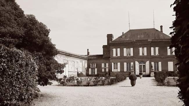 Le château de Lapeyrouse - Lapeyrouse-Fossat (31180) - Haute-Garonne