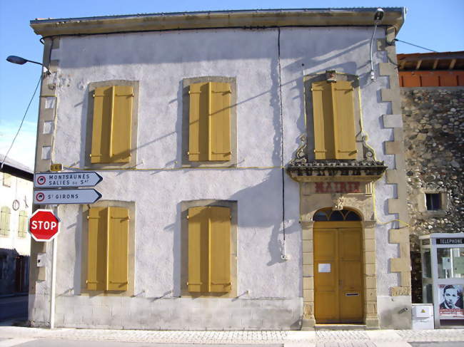 Vue de la mairie - Lestelle-de-Saint-Martory (31360) - Haute-Garonne