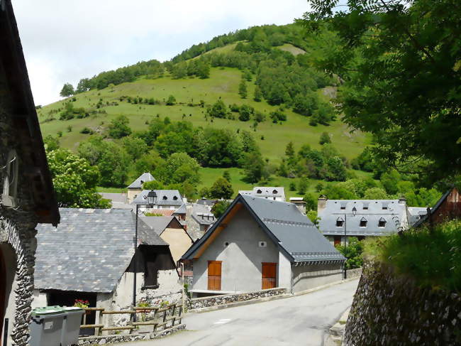 Le village de Mayrègne - Mayrègne (31110) - Haute-Garonne