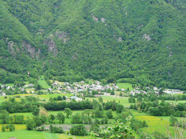 Le village de Moustajon - Moustajon (31110) - Haute-Garonne