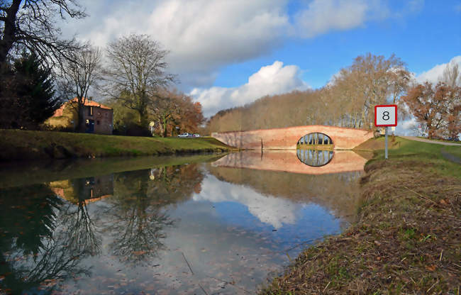 Pont de Deyme - Pompertuzat (31450) - Haute-Garonne