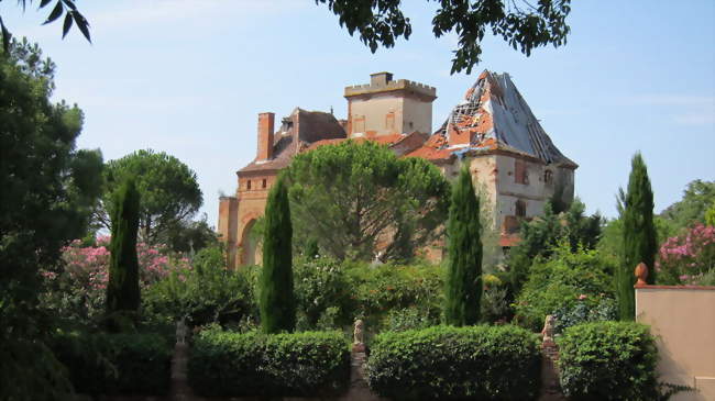 Le château en 2011 - La Salvetat-Saint-Gilles (31880) - Haute-Garonne