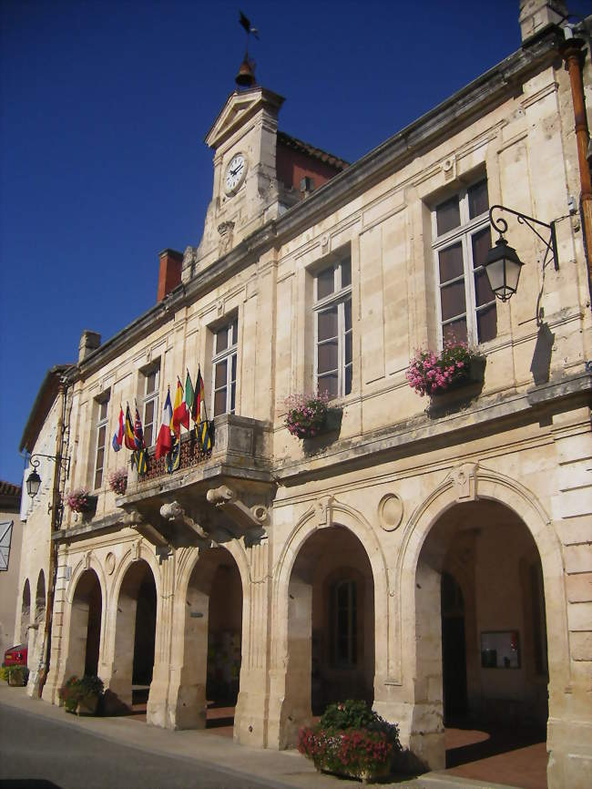 Mairie - Mauvezin (32120) - Gers