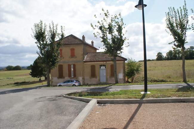 La mairie - Sarcos (32420) - Gers