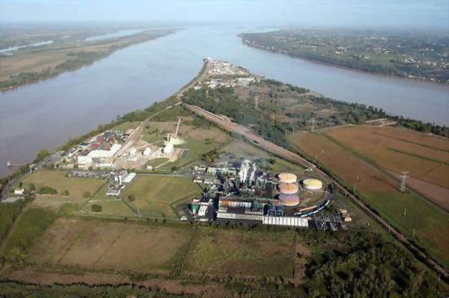 Terminal maritime d'Ambès - Ambès (33810) - Gironde