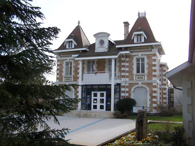 L'hôtel de ville (mars 2009) - Andernos-les-Bains (33510) - Gironde