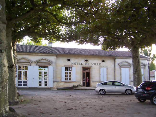 La mairie (oct 2012) - Captieux (33840) - Gironde
