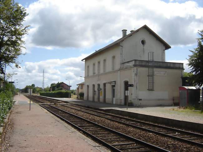 Gare de Castillon-la-Bataille - Castillon-la-Bataille (33350) - Gironde