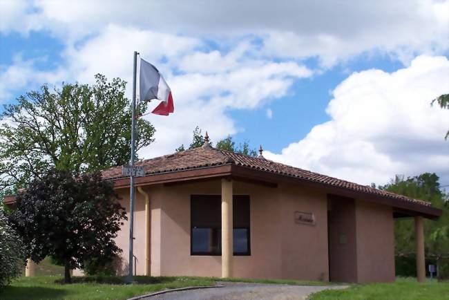 La mairie (mai 2012) - Caumont (33540) - Gironde