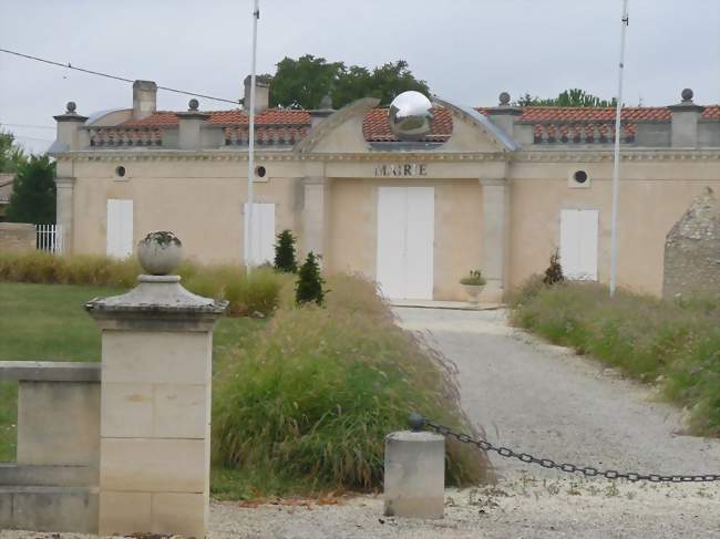 Mairie d'Eyrans - Eyrans (33390) - Gironde