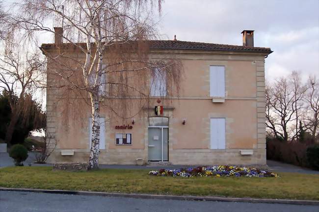 La mairie (mars 2012) - Fargues (33210) - Gironde