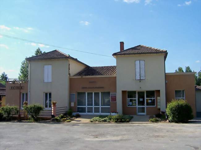 La mairie (juin 2009) - Pondaurat (33190) - Gironde