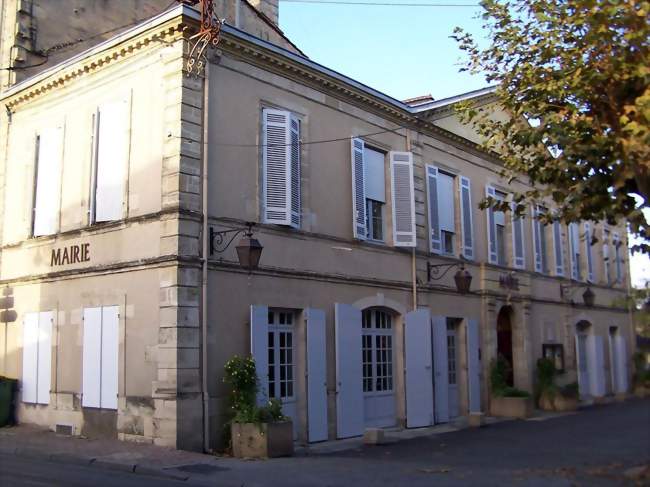 La mairie (oct 2012) - Preignac (33210) - Gironde