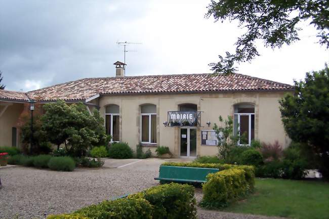 La mairie (mai 2012) - Roaillan (33210) - Gironde