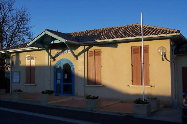 La mairie (janv 2012) - Sainte-Foy-la-Longue (33490) - Gironde