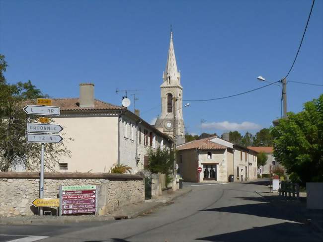 Vue du bourg - Saint-Germain-d'Esteuil (33340) - Gironde